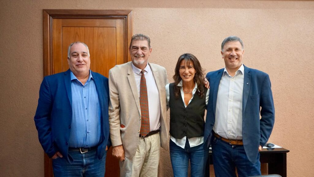 De la Sota se reunió con Soros y Rosso: “Mi compromiso es defender el sistema universitario”