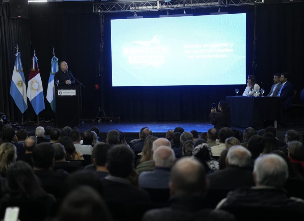 Accastello: “En Villa María no cerró ninguna empresa”