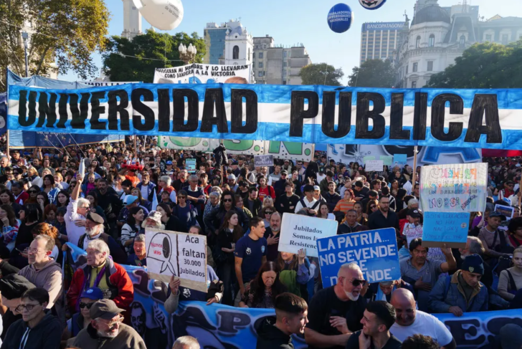 Paritarias libres, aumento salarial y fondos para mantenimiento: el acuerdo entre universidades y el gobierno